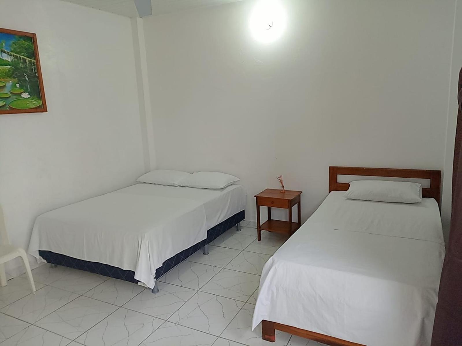 Hotel Heliconias Летисия Экстерьер фото