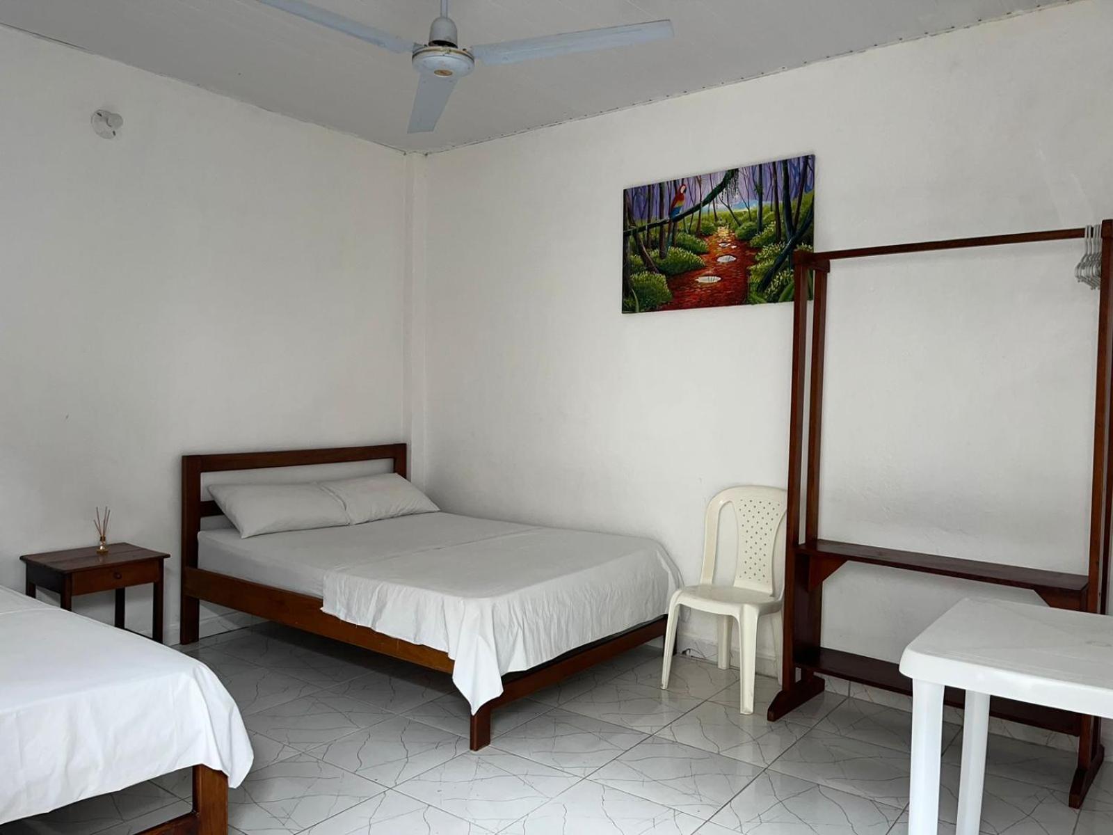 Hotel Heliconias Летисия Экстерьер фото