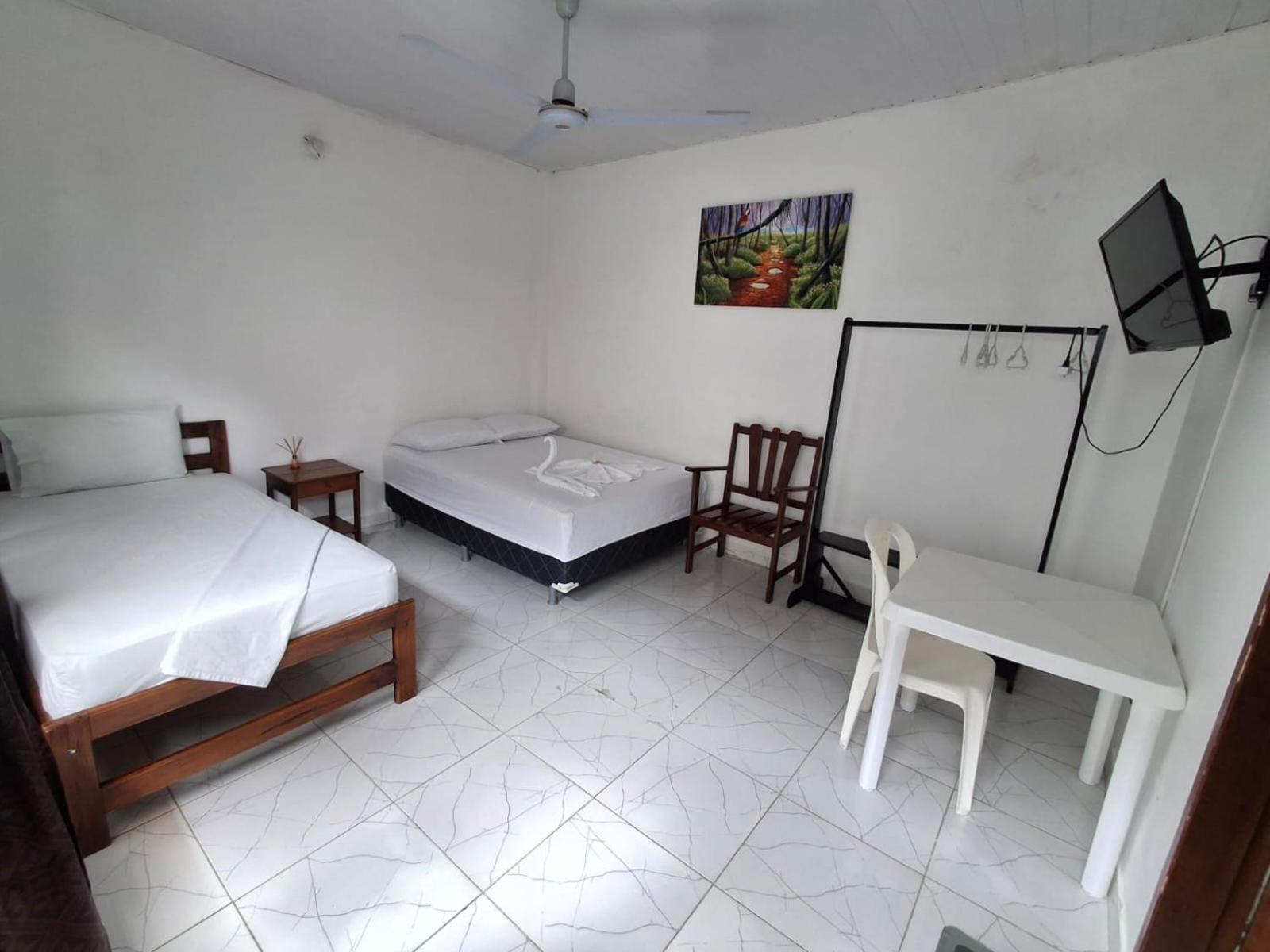 Hotel Heliconias Летисия Экстерьер фото