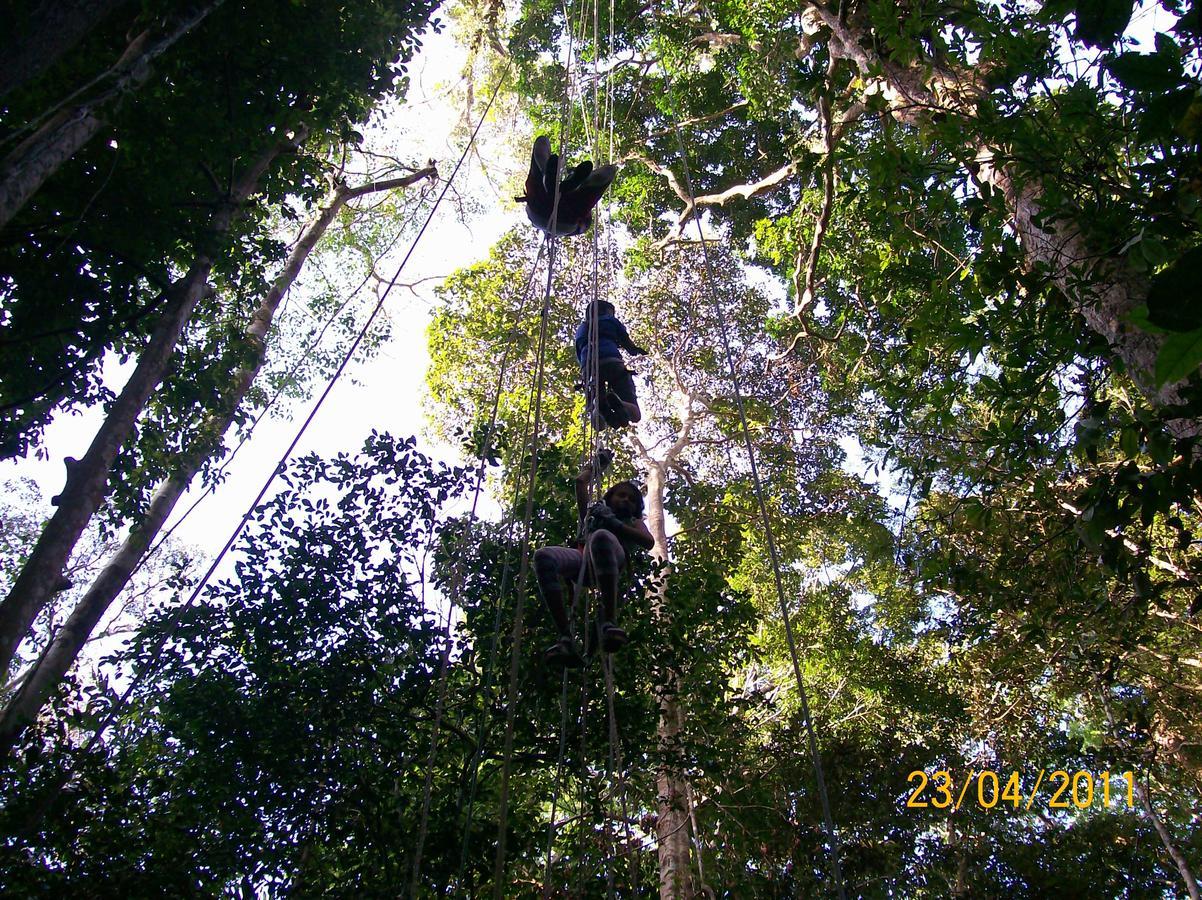 Hotel Heliconias Летисия Экстерьер фото